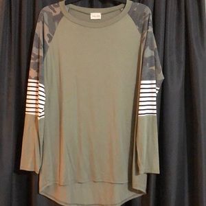 Cuteness overload! Camo Jersey T!